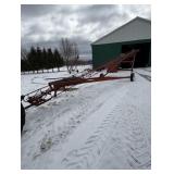 Ideal Hay Elevator w/ Undercarriage (Approx 45')