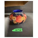 Moorcroft Vase - Pomegranate 6'x5.25'