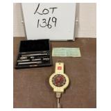 Scale & 'Central' Calipers