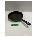 Findlay No 6 Cast Iron Pan