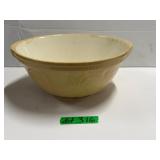 'Gripstand' Yellow Ware Pottery Bowl
