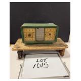 RCA Victor Radio, Wooden Stool