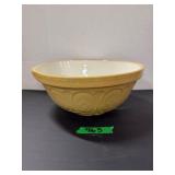 Green's Yelloware Mixing Bowl