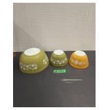 (3) Pyrex Mixing Bowls