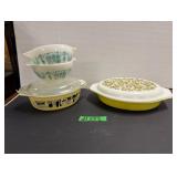 (4) Pyrex Bowls
