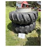 Set Of Used 18.4-30 Snap On Duals With Hardware
