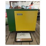 24 1/2W X 22 H X 21 1/2 D Cart