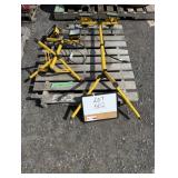 (2) Shop Lights on Stand