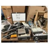 Car Radios & Dash Kits