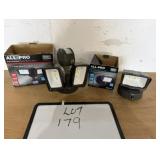 (2) Flood Lights