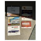 1952 Plymouth Borchures