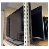 Qty (2) Insignia TV's, Model: NS-39D310NA15