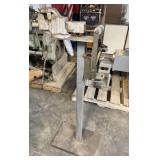 Sawyer Tool Co. Pedestal Vice & Can Crusher