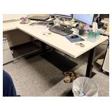 SitOnIt Switchback Height Adjustable Desk