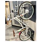 Faraday Electric Bike w/Charger (#WM8F00019, 1013)