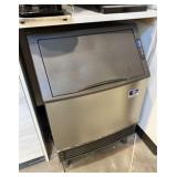 Manitowic Undercounter Ice Maker (UYF-0240A)