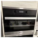 24' Miele M6160 USA Microwave Oven