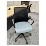 Qty (7)Teknion Just-Us Gray/Black Mesh Upholstere