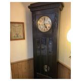 ANTIQUE GRANDFATHER'S CLOCK W/ BEVELED GLASS DOOR