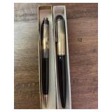 ANTIQUE EVERSHARP FOUNTAIN PEN W/ 14K TIP &