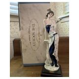 14 ' GIUSEPPE ARMANI FLORENCE CAMILLE SCULPTURE