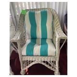 WHITE WICKER ARM CHAIR W/ CUSHIONS - GREAT