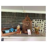 LOT OF DECORATIVE ACCESSORIES INCLUDING BIRD CAGE