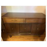VINTAGE BASSETT MID-CENTURY CREDENZA - 48 X 18 X