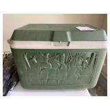 RUBBERMAID GREEN ICE CHEST