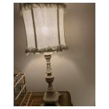28 ' WHITE METAL COTTAGE CORE TABLE LAMP