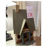 16 ' WOOD NOVELTY BIRDHOUSE