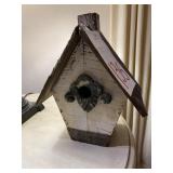 11 ' WOOD BIRDHOUSE