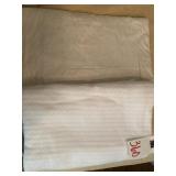 2 WHITE & CREAM BLANKETS