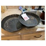 2 ANTIQUE CAST IRON SKILLETS - 10 ' AND 12 '
