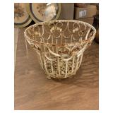 IRON BASKET PLANTER - 15 X 12 '