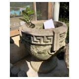 CONCRETE GARDEN URN - 13.5 X 11 '