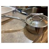 CUISINART 1.5 QT STAINLESS PAN W/ LID