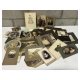 Vtg. Photos.
