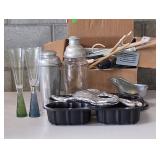 KITCHEN LOT-Utensils, Baking Pan and more