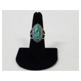 Beautiful Oval Turquoise and Silver Ring