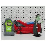 Spin Master Grouch Couch, Dracula, Crow, Tombstone