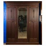 ENGLISH OAK TRIPLE WARDROBE