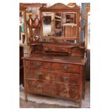 ENGLISH MIRRORED VANITY