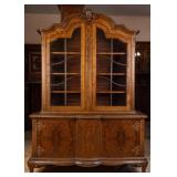 ENGLISH CHIPPENDALE STYLE BURL WALNUT VITRINE CABI