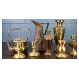 8 BRASS AND METALWORK ARTICLES