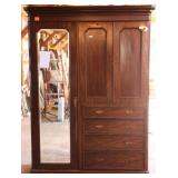 ENGLISH MAHOGANY SHIFFEROBE