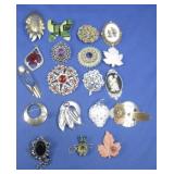 Nineteen Assorted Vtg Brooches