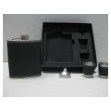 Skull & Bones Flask W/Shot Glasses