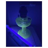 Aladdin Uranium Kerosene Washington Drape Lamp