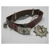 The M.C. Lilley Co. Leather Hoc Signo Vinces See